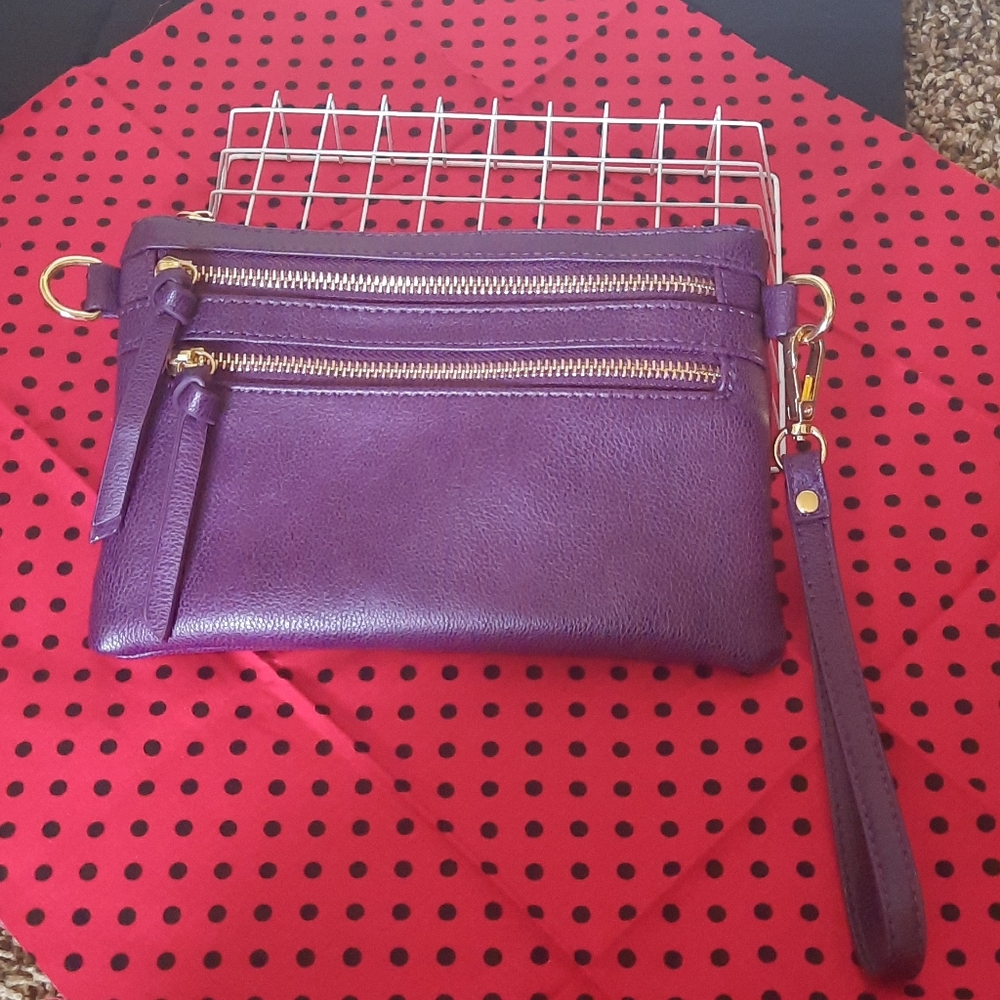 🟠Wristlet